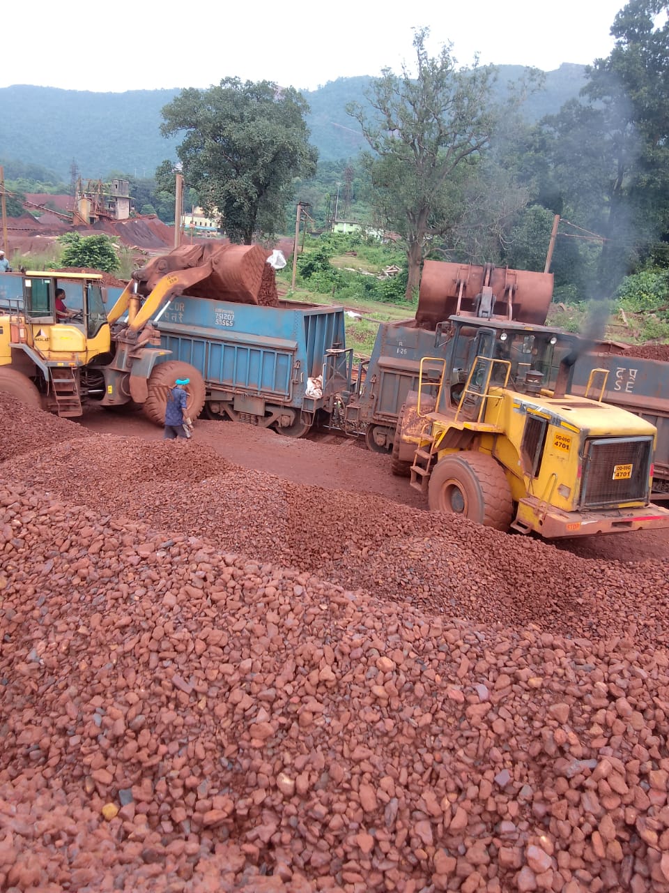 1WhatsApp Image 2025-09-17 at 17.09.58_409ce3a2.jpg